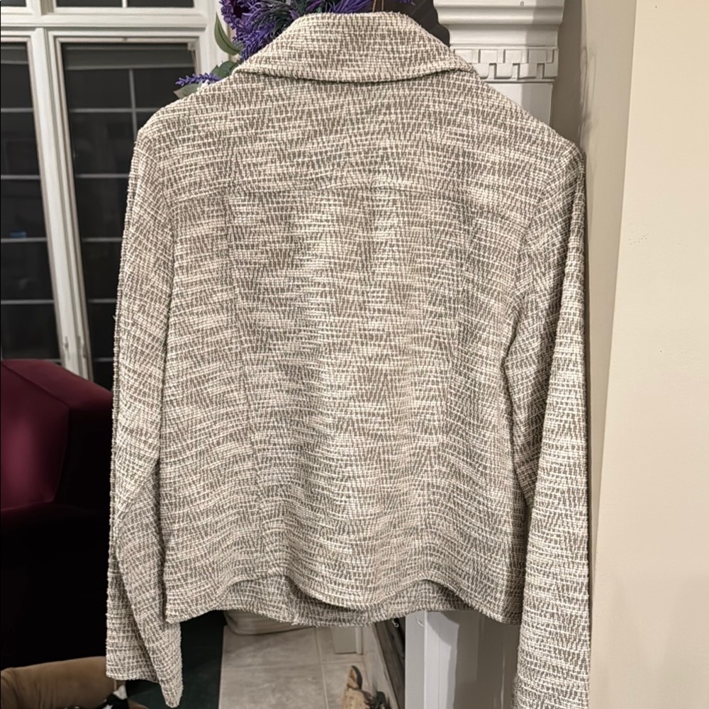 Max Studio Chic Beige Textured Jacket - image 3